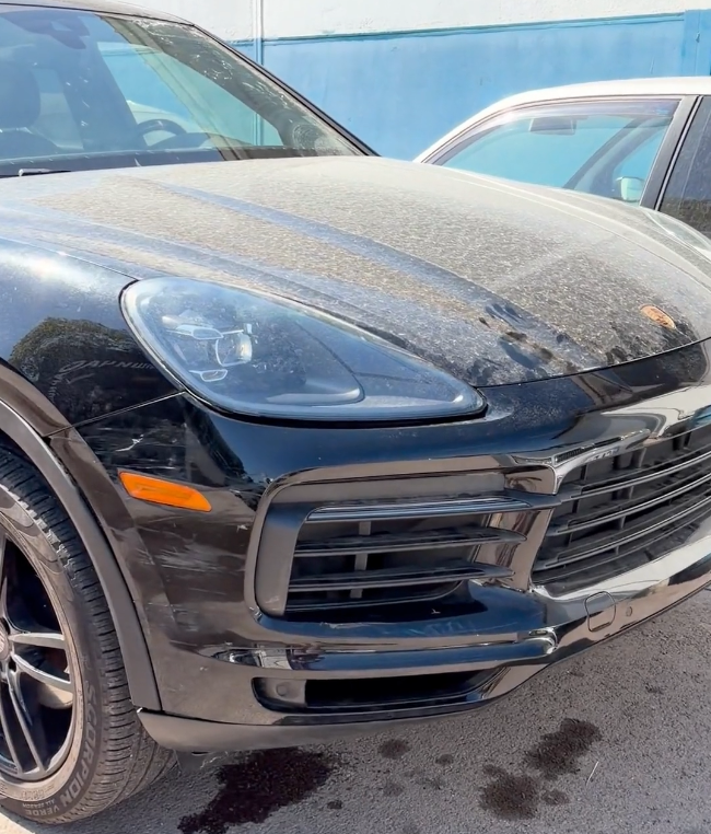 Пребоядисване на броня на Porsche Cayenne